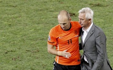 Робен: Трябва да внимаваме за Шави и Иниеста