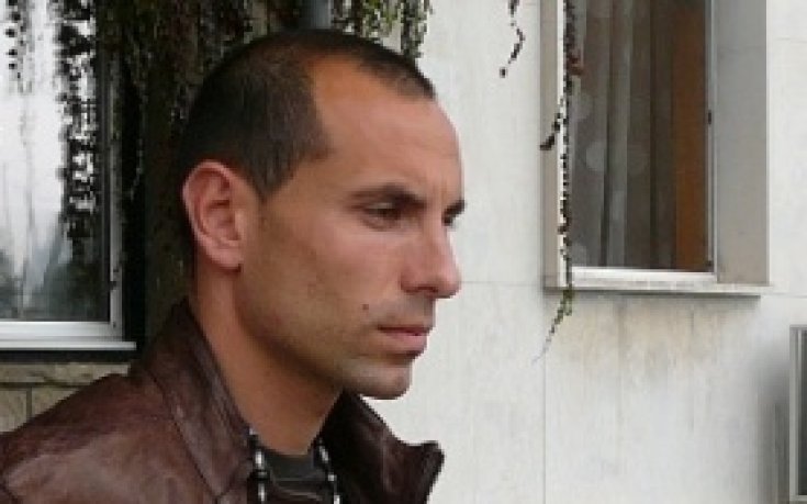 Марто с асистенция и първи трофей с Болтън