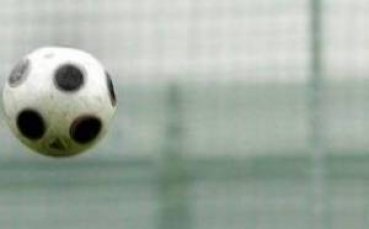 Уве Зеелер се отърва при тежка катастрофа