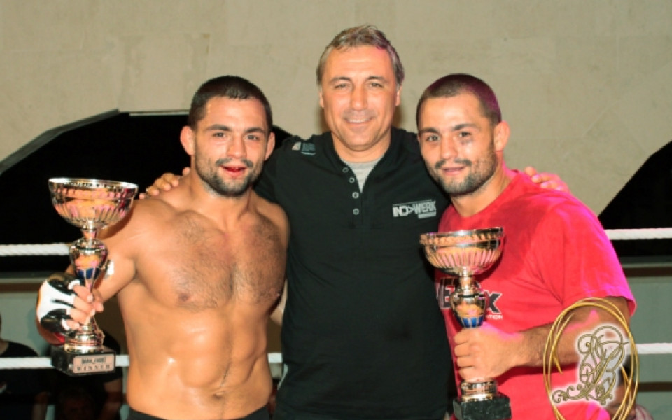 Стоичков гледа ММА в Свети Влас