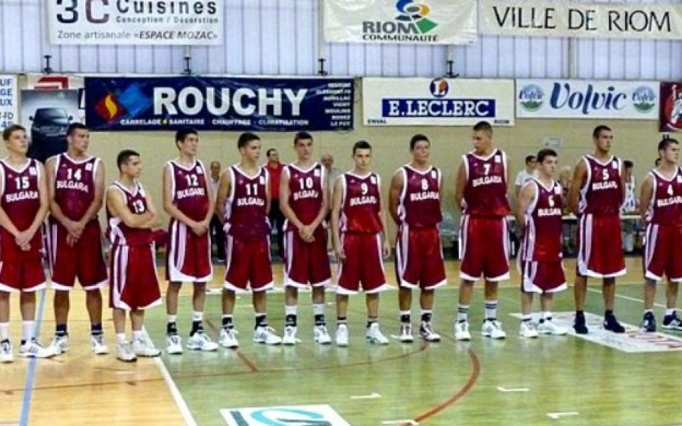 Кадетите показаха на батковците как се бие Полша