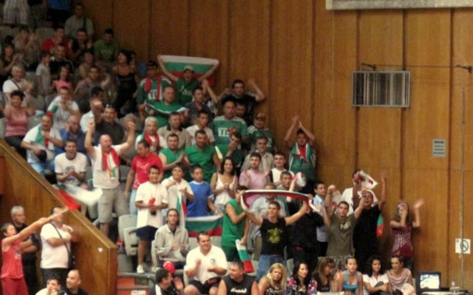 Баскетболна България оцеля благодарение и на публиката в „Универсиада”