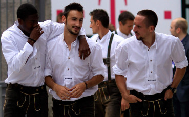 СНИМКИ: Баварска мода в Байерн