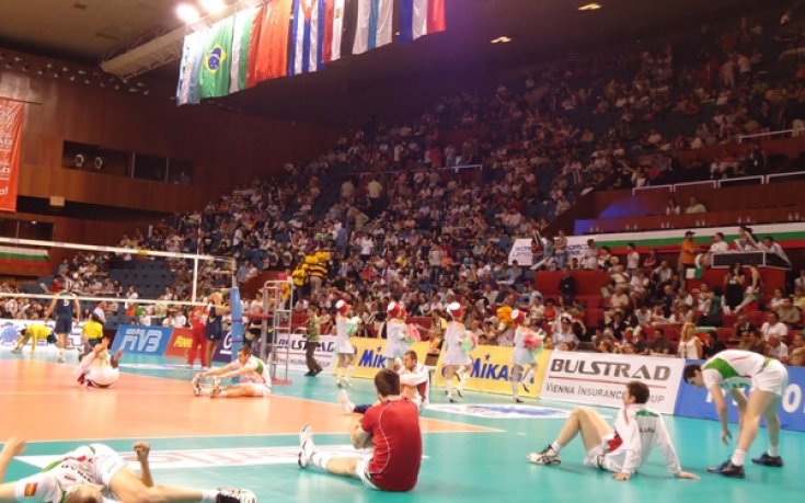 Евгени Генчев: Волейболистите на 40 градуса в Месина, климатиците в залата слаби