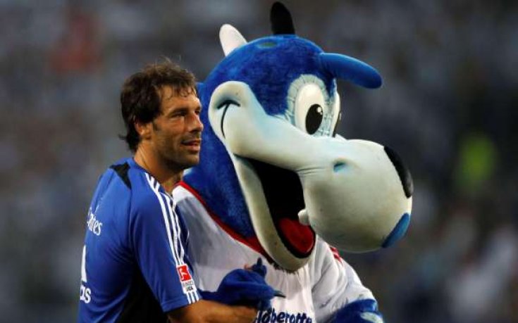 Ван Нистелрой се завърна в националния на Холандия