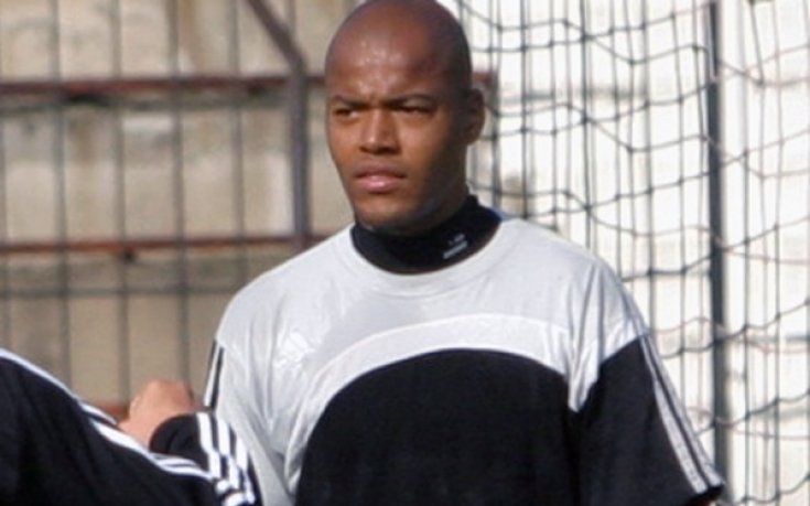 Райс Мболи титуляр за ЦСКА срещу Литекс