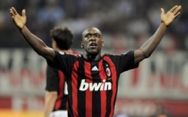 Неста и Зеедорф се завръщат в игра за Милан