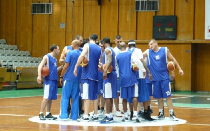 Левски излиза за първа проверка в петък