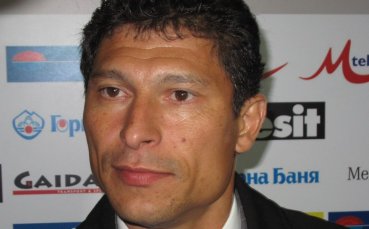 Балъков фаворит за наследник на Грос в Щутгарт
