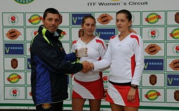 Румънки триумфират при двойките в Изида къп