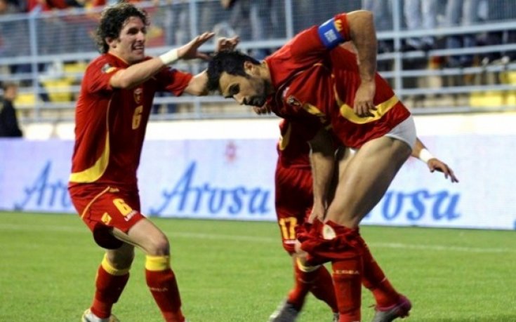 Вучинич пропусна мача с Англия заради контузия