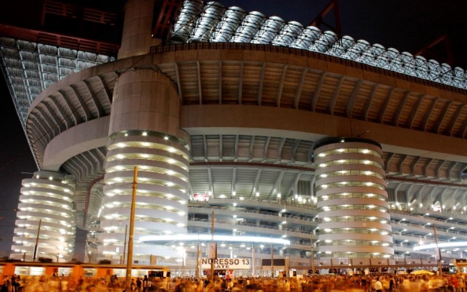 Интер и Милан искат Сан Сиро да получи 5 звезди от УЕФА