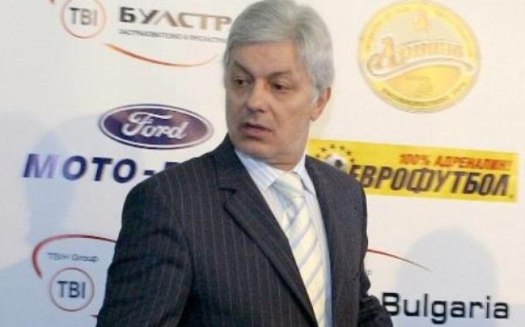 Вальо Михов пред Гонг: Мога да управлявам и да помогна на ЦСКА!