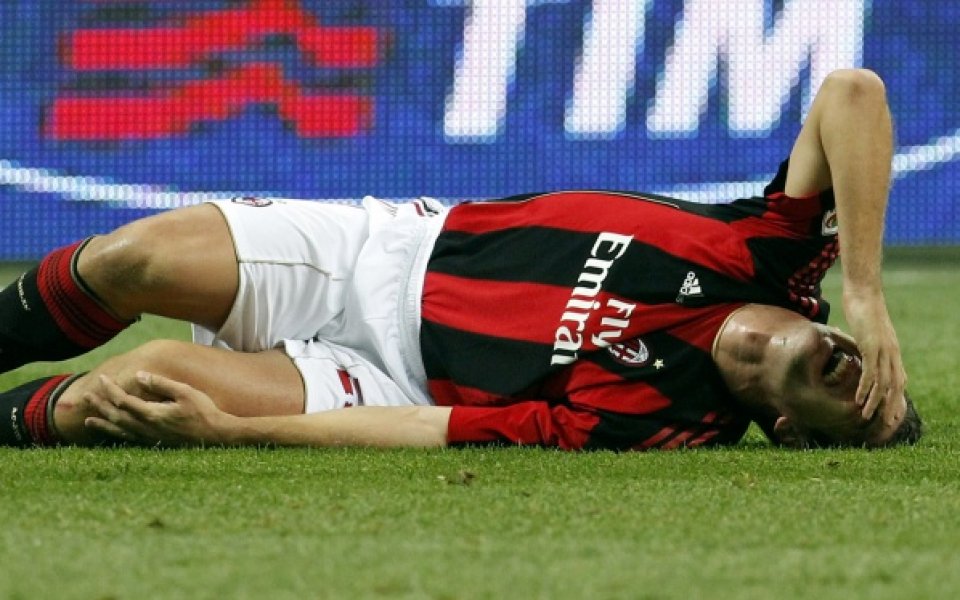 Контузия спира Тиаго Силва от мача с Бари, хаос с отбраната на Милан