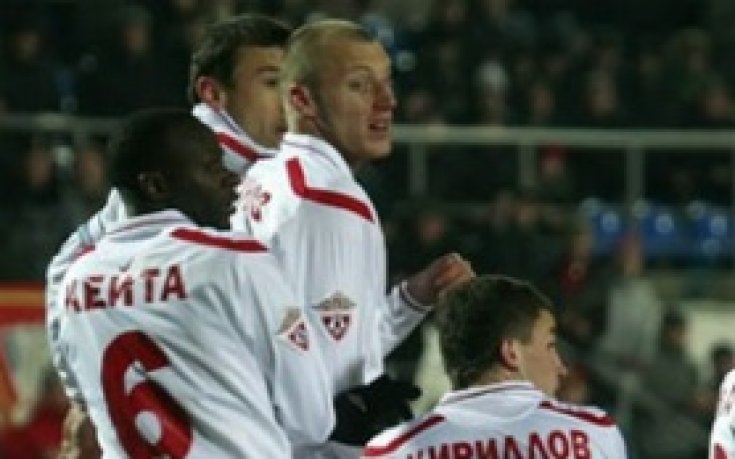 Иван Иванов с жълт картон при равенство на Алания срещу Локо Москва