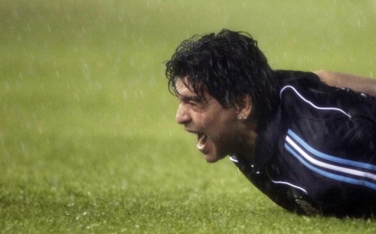 Иран отрече да иска Марадона за селекционер