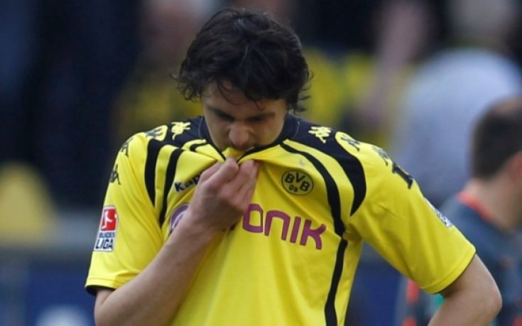 Венгер търси нов защитник