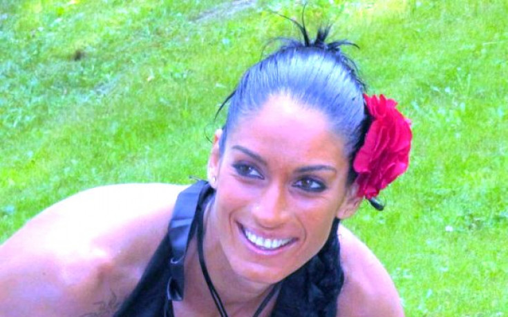 Снимки: Роси Янева пак пред обектива, отказва се, иска бебе, ще кани за сватба във facebook