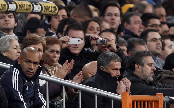 Моуриньо може да не води Реал срещу Барса