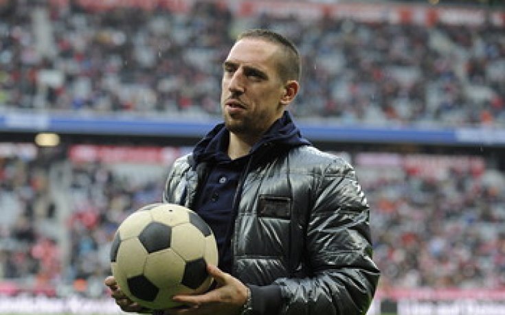 Байерн без Ван Бомел, но с Рибери в Рим