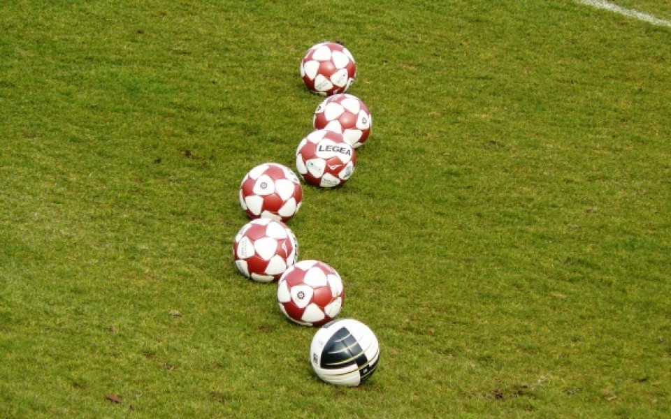 ВИДЕО: Аут, шут, корнер!