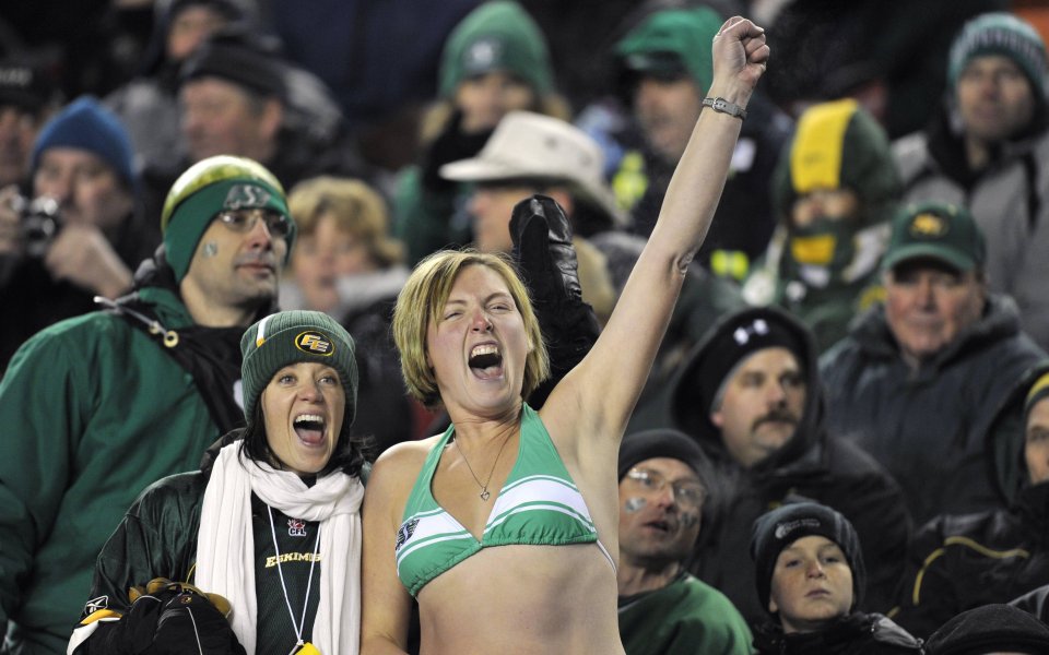 Процентът на арестите на фенове в Англия и Уелс спадна