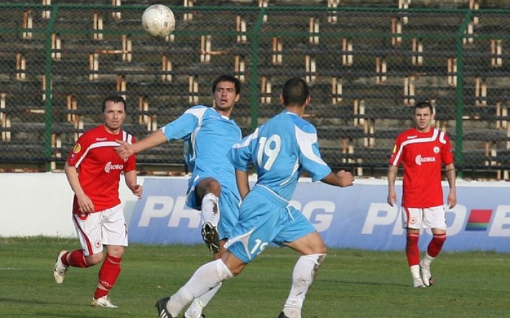 Играчите на Академик без заплати, снимаха се за календар