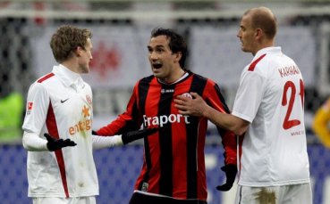 Майнц загуби във Франкфурт, издънки за Щутгарт и Хамбург