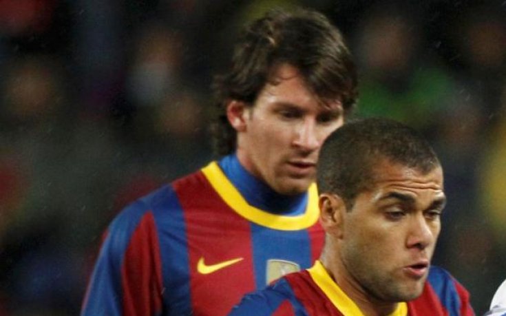 Алвеш: Преговорите с Барселона напредват