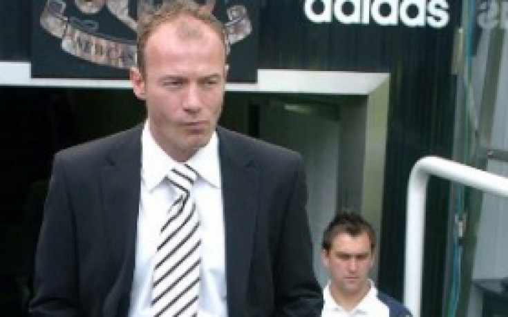 Алън Шиърър вариант за мениджър на Блекбърн