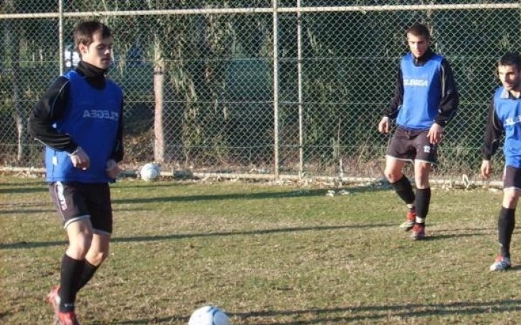 Миньор подписа с трима нови