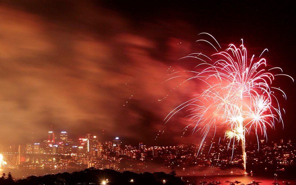 Честита Нова 2011 от Гонг!