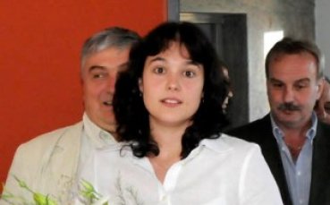 Петя Неделчева пристигна в Тайван след 49 часа неволи