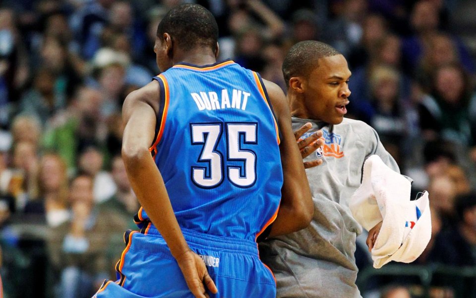 Кевин Дюрант наказа осакатения Далас