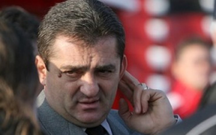 Гигов: Привличаме Джонсън и Юсуф