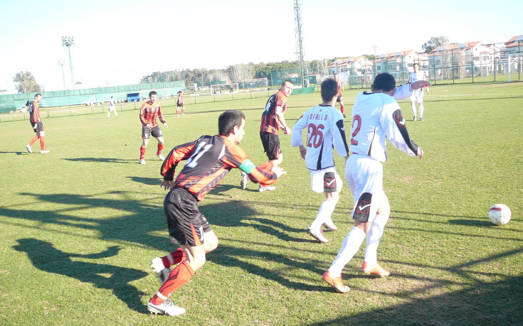 СНИМКИ: Локо София и Спартак Търнава направиха здрава битка и хикс