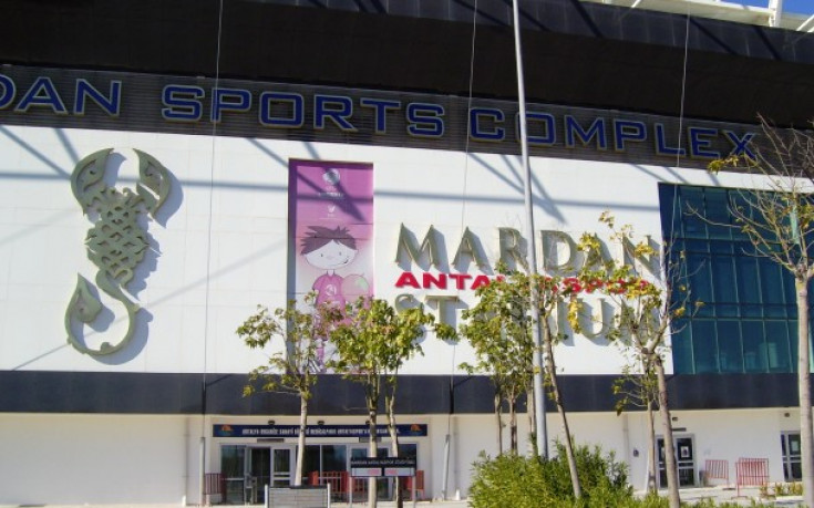 СНИМКИ: Кокетен стадион посреща България – Естония