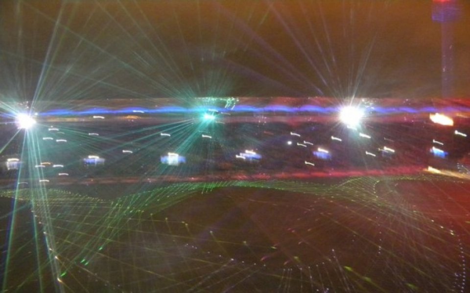 ВИДЕО: С лазерно шоу започва мачът на Берое в Полша