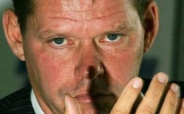 Арнесен не иска при Моуриньо, отива в Хамбургер