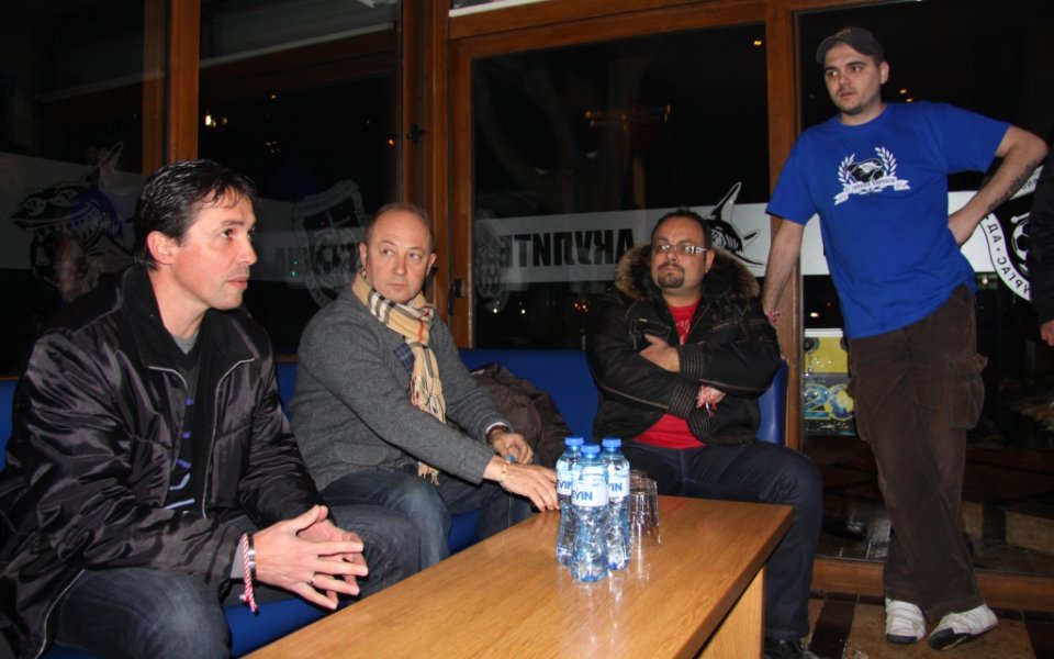 Буковац и Велков призоваха феновете на Черноморец за подкрепа