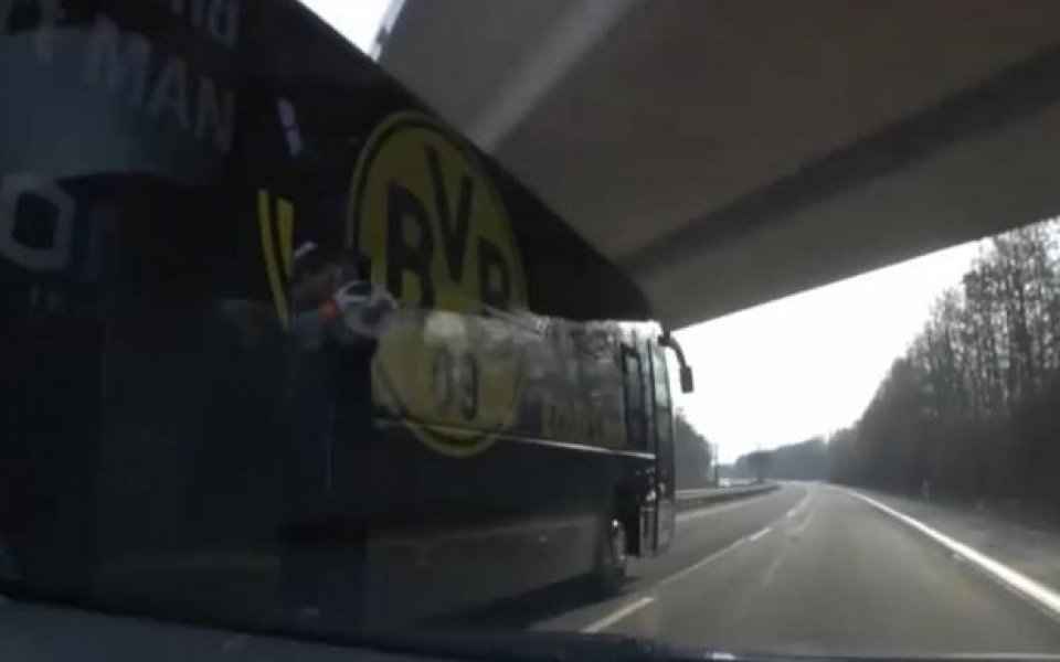ВИДЕО: Борусия Дортмунд прави уникално шоу в автобуса си