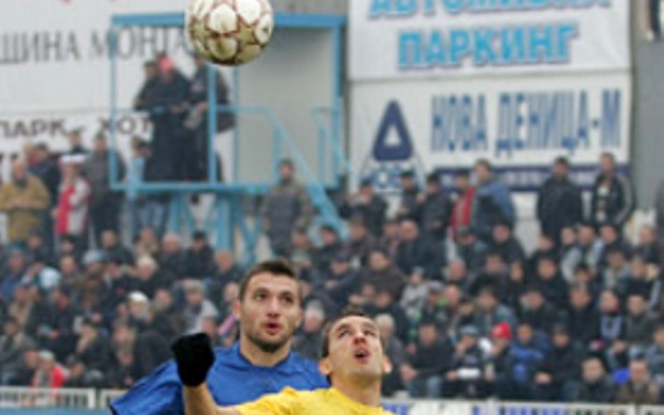 Чепилов вкарал 2-та победни гола със счупена ръка