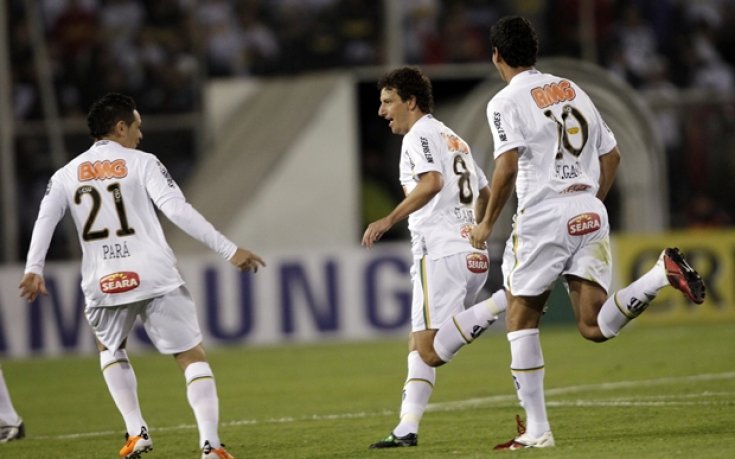 ВИДЕО: Невероятен гол на Елано от фаул от над 40 метра