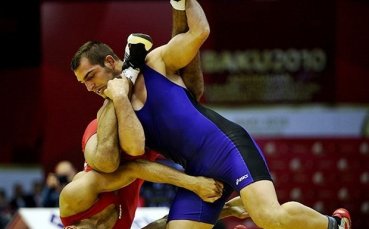 Михаил Ганев започна с победа на Евро 2011