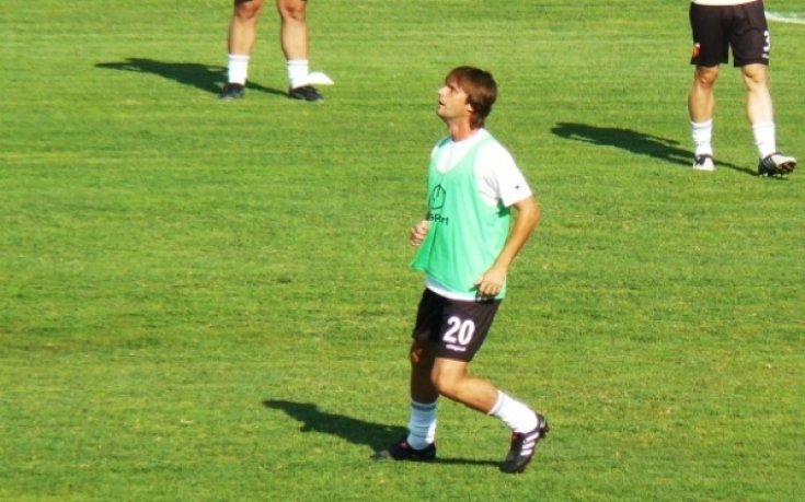 Миньор хвърля и Том в битката срещу Левски