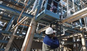 Еврокомисар Йотингер: Няма риск за руския газ за Европа