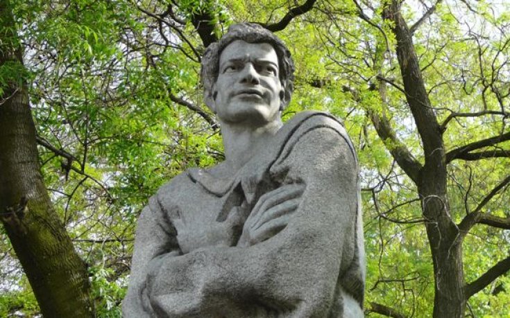 Левски ще почете Гунди в сряда