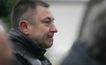 Божидар Искренов ще води час по физическо възпитание