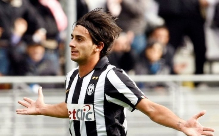 Акуилани не знае къде ще играе през новия сезон