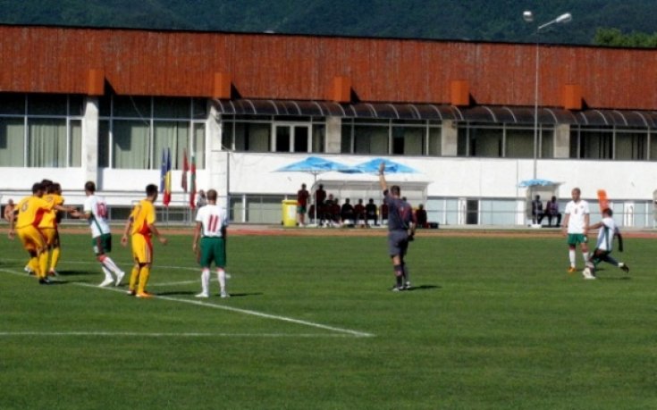 Спортният център в Правец се разраства с нова писта, терен и кортове